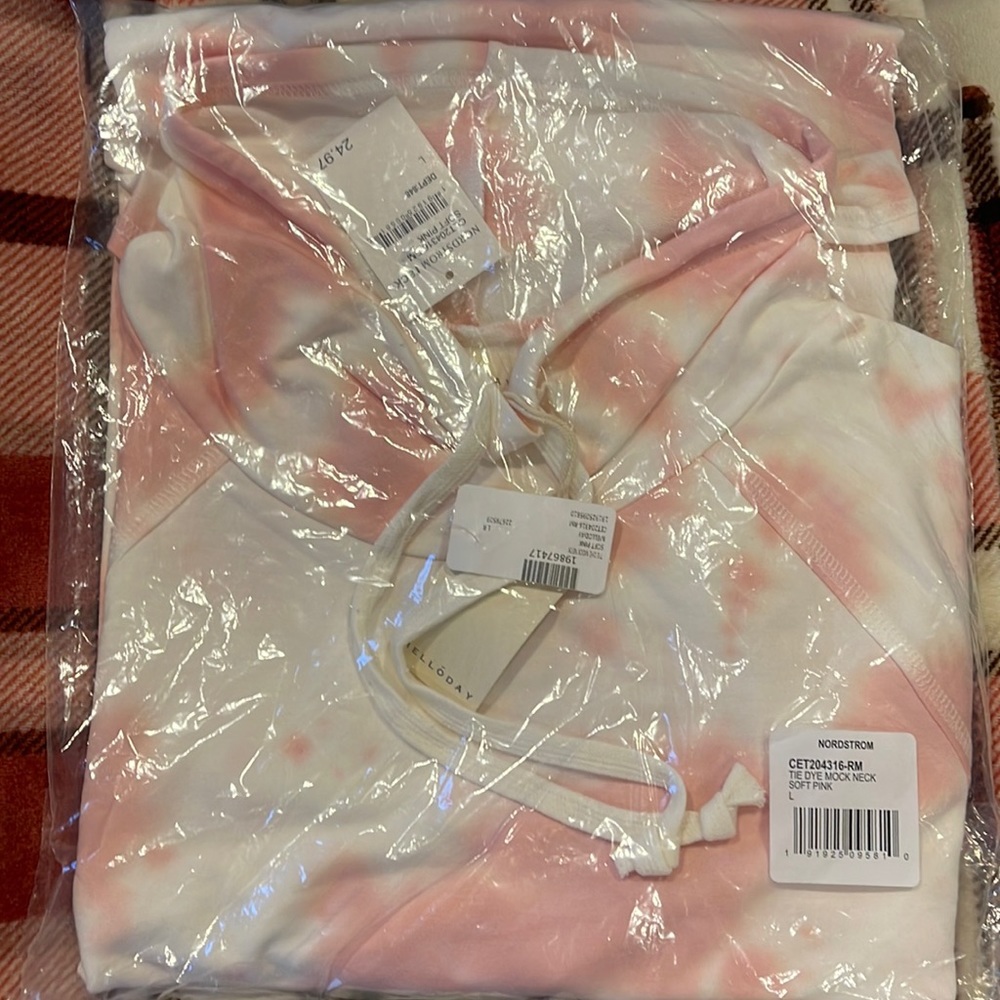 NWT Pink Tye Dye Mock Neck Sweatshirt